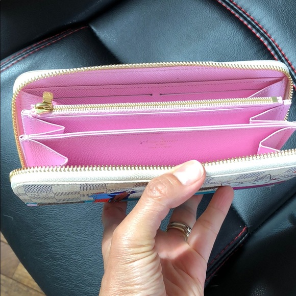 LV Continental 🌺Collection🌺 Authentic Wallet. - Picture 6 of 8